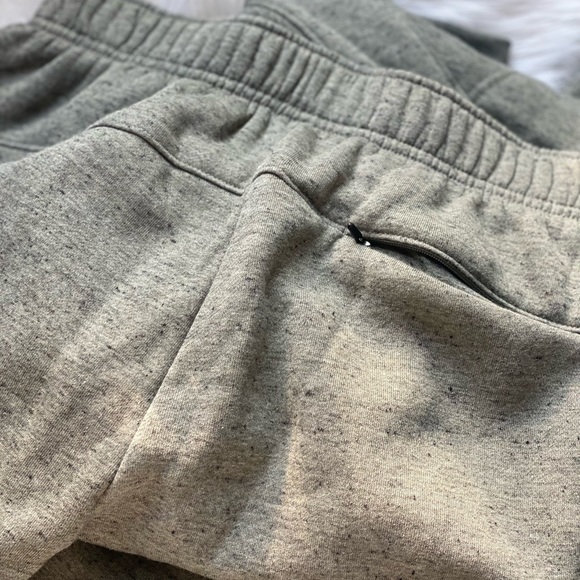 VRST Sweatshirt sweatpants set medium - Picture 11 of 12